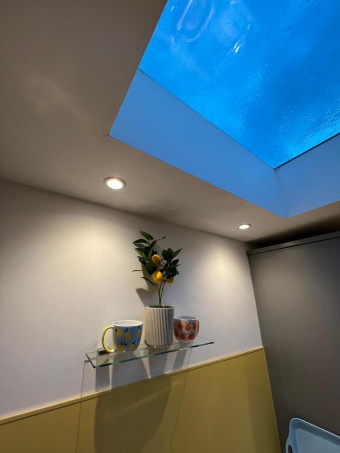 Citrus Chalet Redruth Bagian luar foto